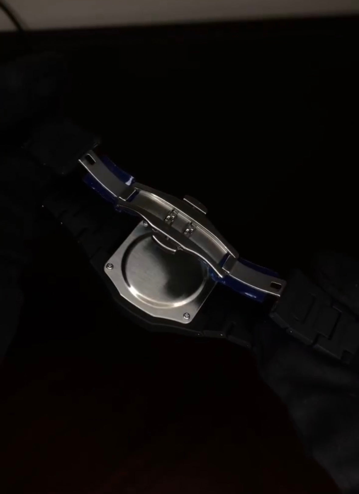 Arabic Aura Watch